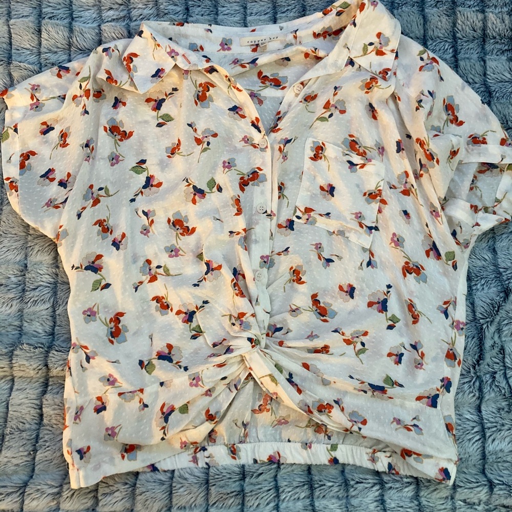 Flower Short Sleeve Blouse